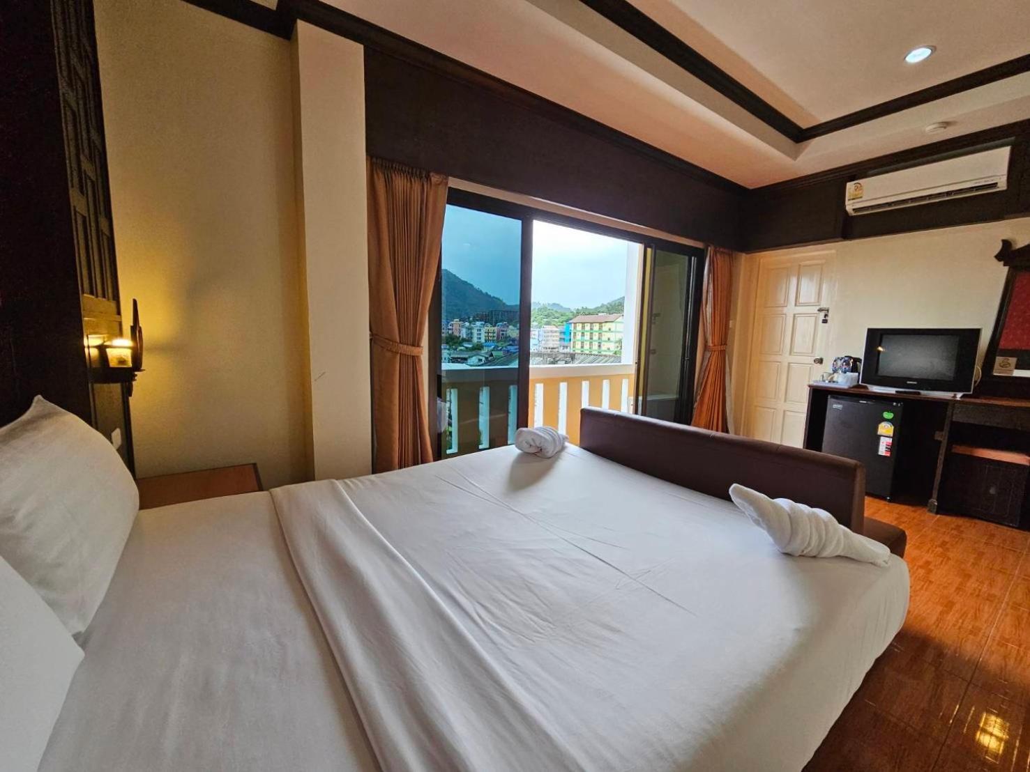 Nanai 2 Residence Patong Exterior foto