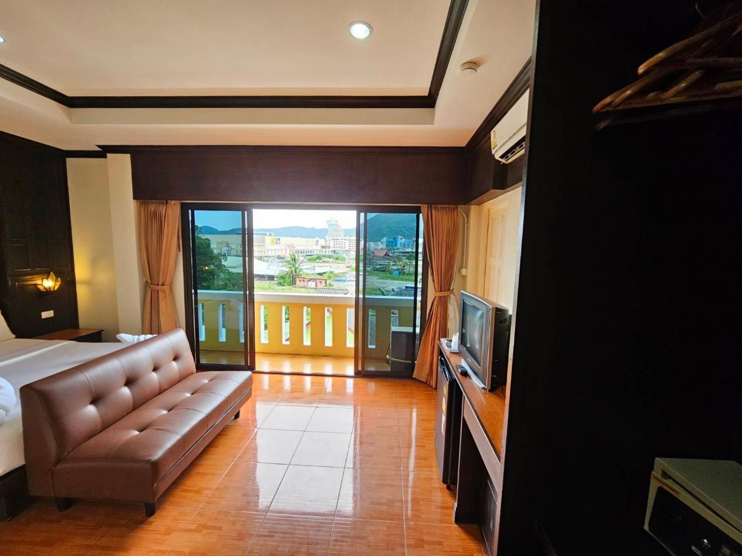 Nanai 2 Residence Patong Exterior foto